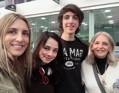 Actress Fiona Palomo with her mother Carina Ricco, brother Luca Palomo and grandmother