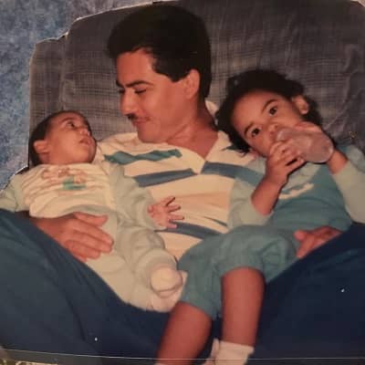Sulem Calderon with her father and sister