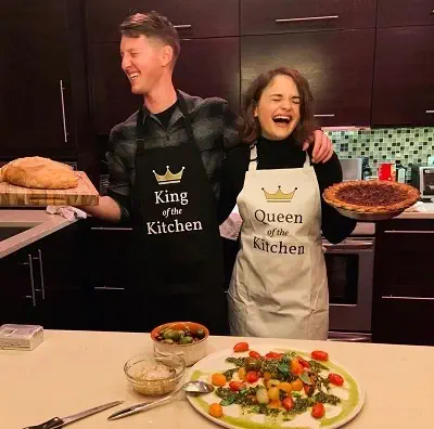 Joey King and Steven Piet both are enjoying cooking