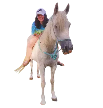 Actress Madelyn Kientz is expert Western Horseback Riding