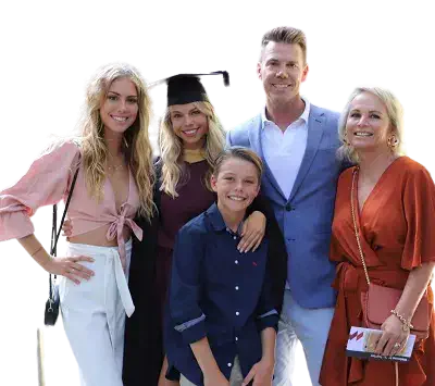 Georgia May Davis with father Gary Davis, mother Alyssa-Jane Cook, sister Ruby-May Davis and brother Lucca Davis