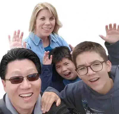 Logan Kim with mother Brandi Kim, father Dohe Kim and brother Lucas Kim