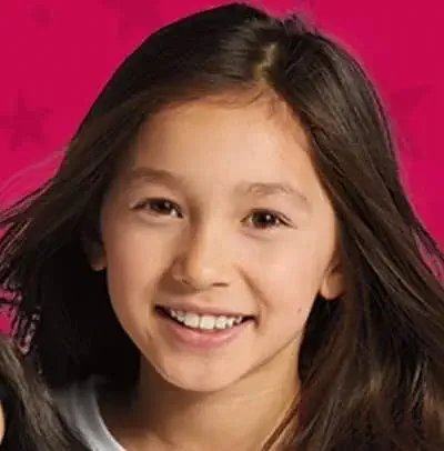 Oona O'Brien in an ad for American Girl