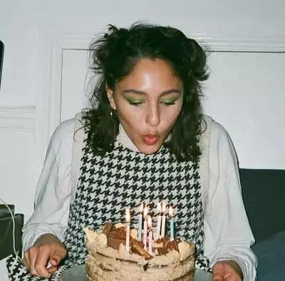 Rhianne Barreto on her birthday