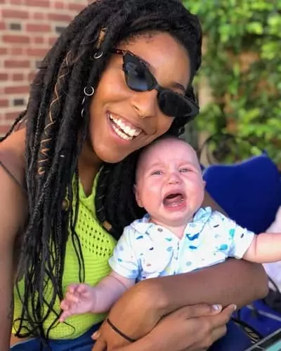 Jessica Williams with Kristen Schaal's beautiful baby Ruby