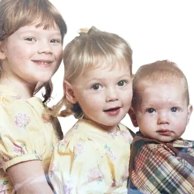 Hannah Dodd with her Sister Alice Dodd and brother Will Dodd