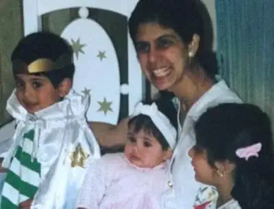 Ayesha Madon with mother Jasmine Madon and siblings
