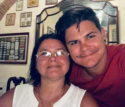 Hiram Casas with his mother