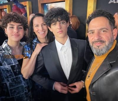 Bodhi Sabongui with his parents and sister