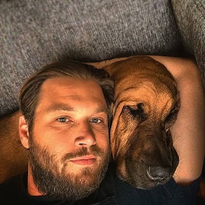 Chris Rutkowski and his dog