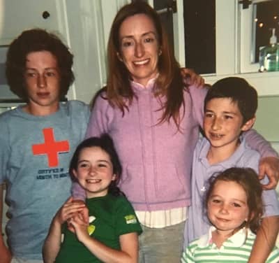 Abby Quinn childhood photo with family