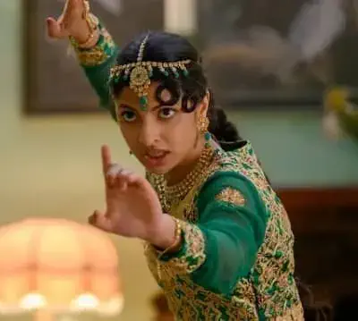 Priya Kansara as Ria Khan