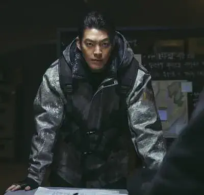 Kim Woo Bin in Black Knight