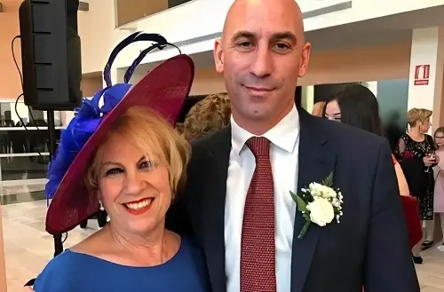 Luis Rubiales with his mother Angeles Bejar