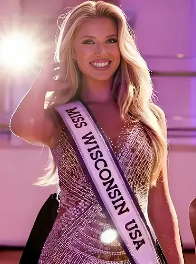 Miss Wisconsin USA Alexis Loomans